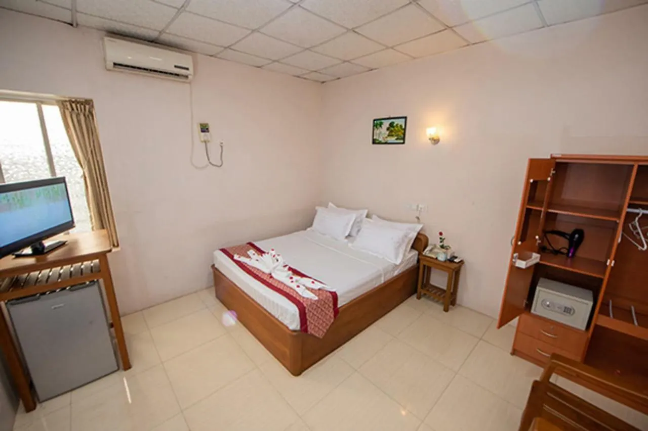 Yangon Urban Hotel 2*,  Myanmar